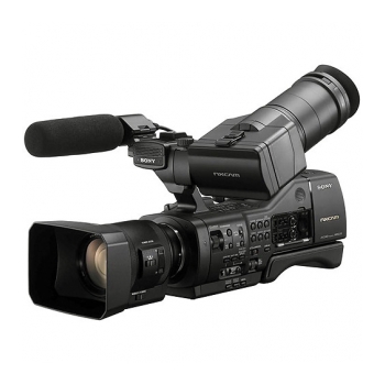 Filmadora Full HD com 1CCD SDHC e lente 18-200mm usada SONY NEX-EA50UH 