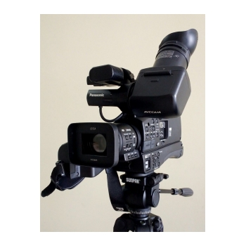 PANASONIC AG-HMC80 Filmadora HDV com 3CCD SDHC usada - foto 9