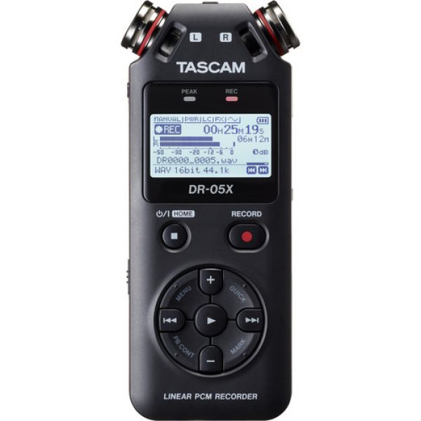 Gravador de voz digital com slot Micro SD TASCAM DR-05X