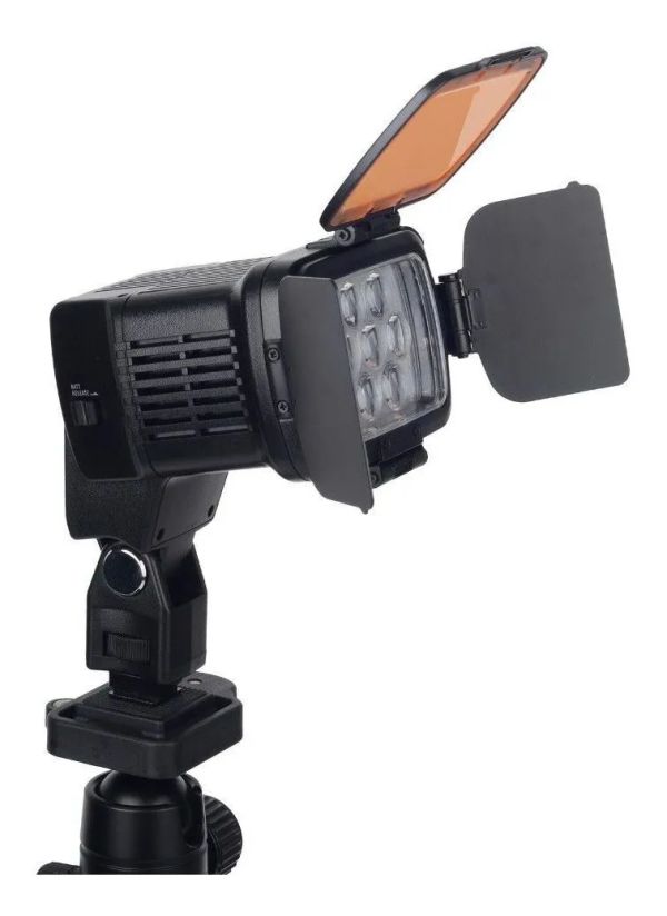 UNIVERSAL VL-001A Iluminador de LED com 010 Leds dimerizável - foto 4